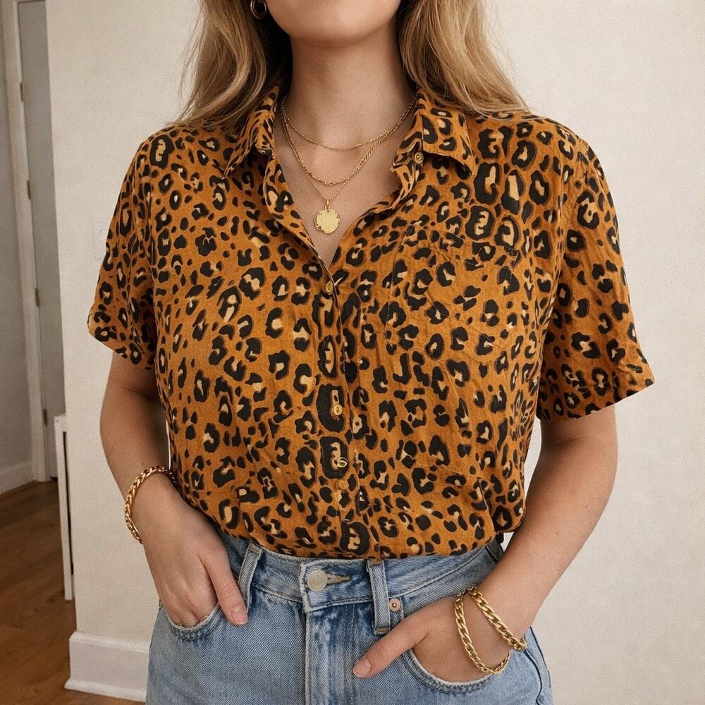 Vintage 90s Leopard Print Button Down Shirt Casual Cheetah Blouse Retro Large